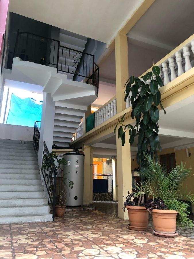 Temosalo Hotell Kobuleti Exteriör bild